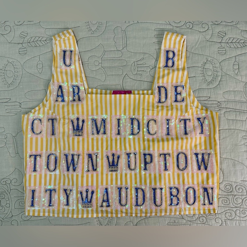 NEW Queen of Sparkles Yellow White NOLA Street Tiles  Top Sz M NWOT New Orleans